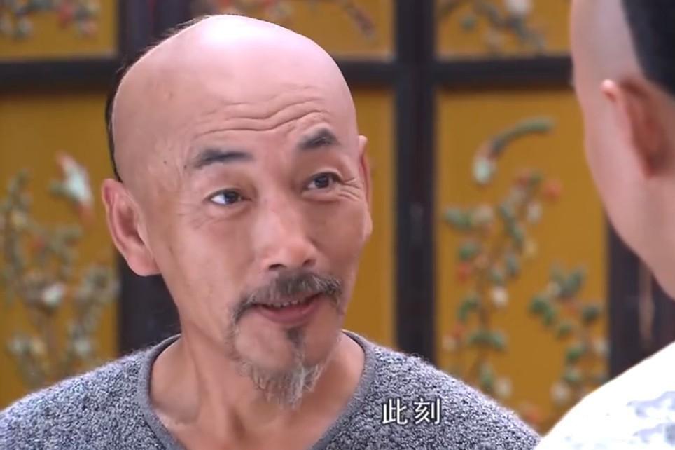 最新剿匪劇與巷弄深處的特色小店，探秘背后的故事