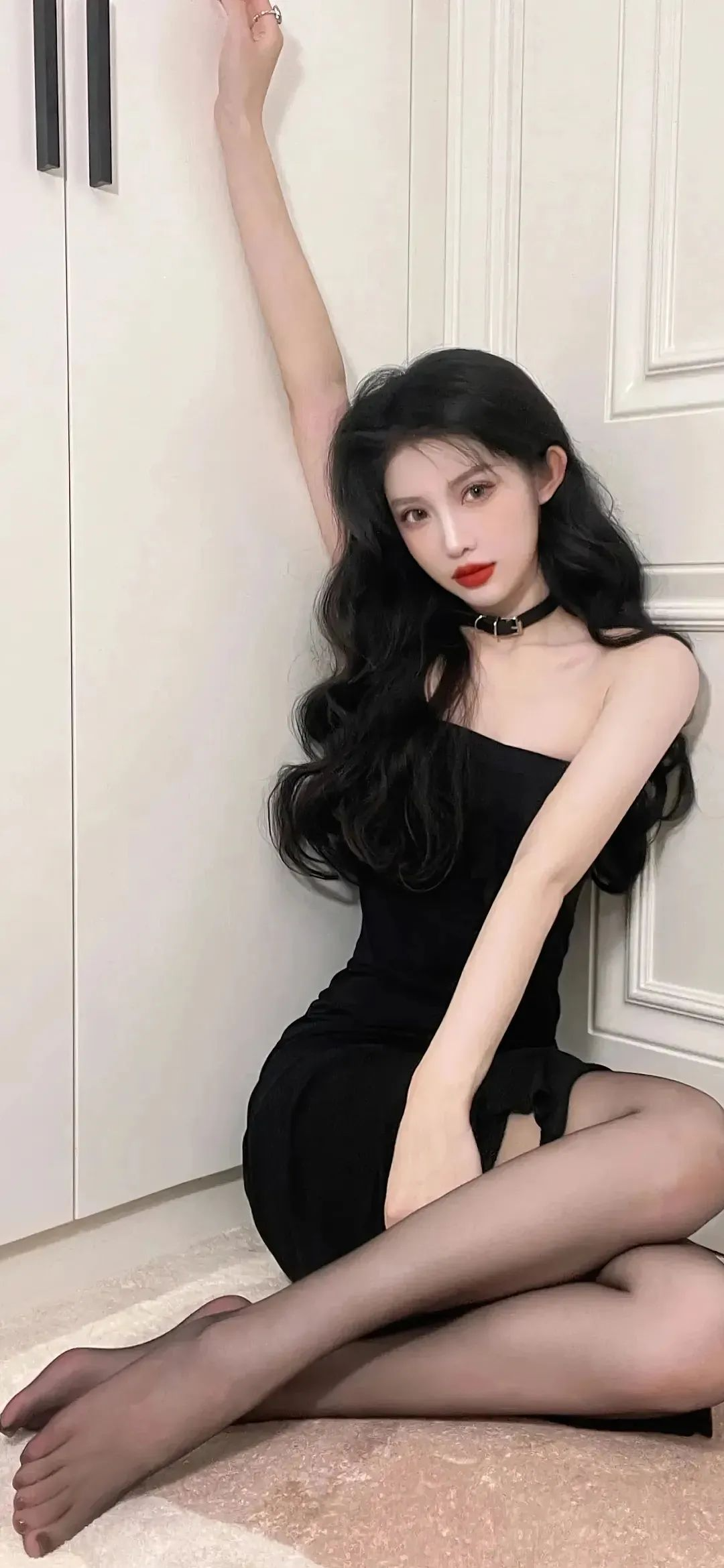 時(shí)尚美女圖片精選，最新潮流盡收眼底