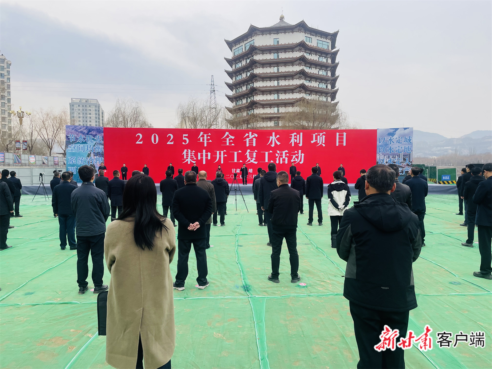甘肅復(fù)工最新動態(tài)，自然美景探索之旅，重拾內(nèi)心平靜