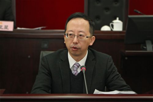 松江區(qū)長引領(lǐng)科技革新，打造未來生活新篇章啟航